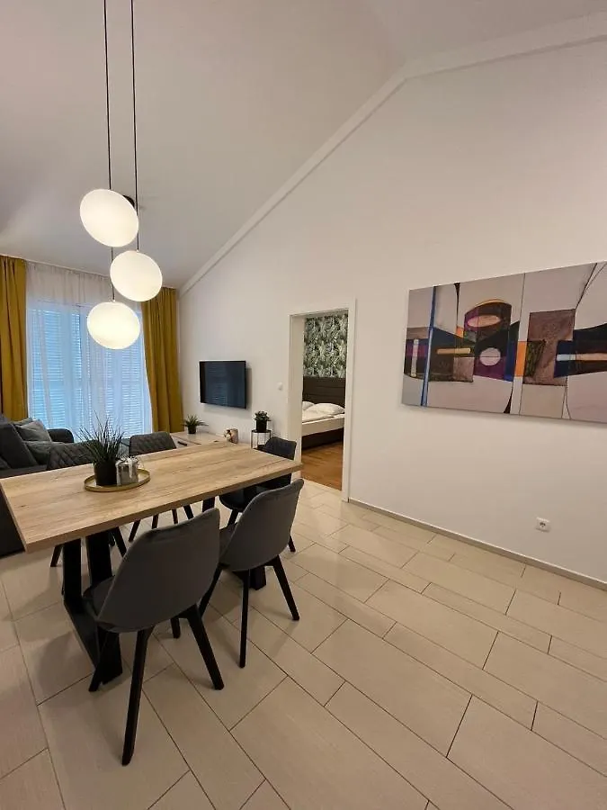 Apartments Jadranka Selce